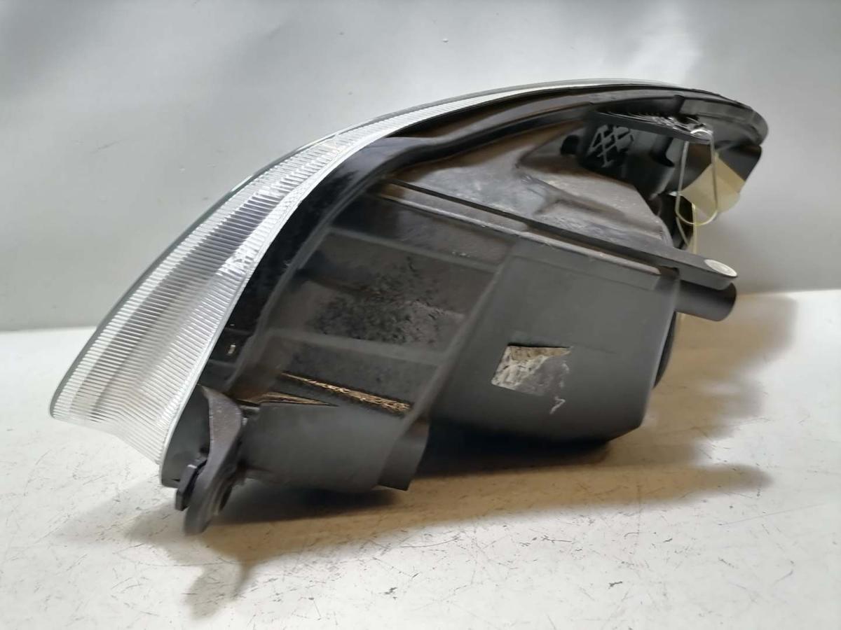 Skoda Fabia 2 original Scheinwerfer vorn rechts Halogen H4 Bj.2008